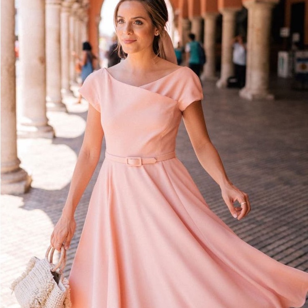 Gal Meets Glam Sally Belted Crepe A-line Dress sz6